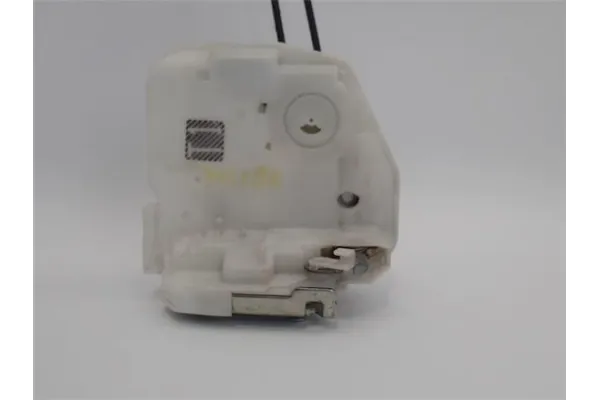 Recambio de cierre electromagnetico trasero derecho para mitsubishi asx (ga0w) 1.6 challenge 2wd referencia OEM IAM 5745A396  