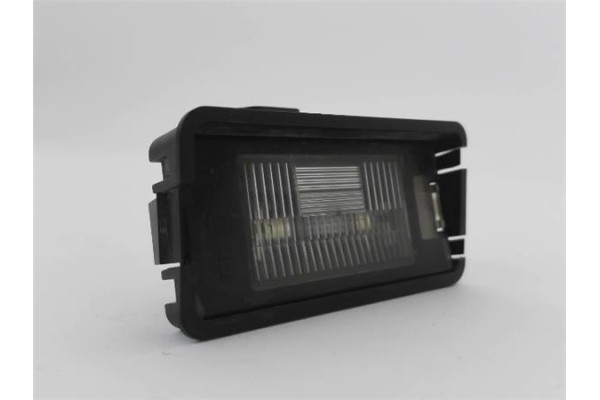 Recambio de piloto matricula para seat ibiza (6l1) 1.9 tdi referencia OEM IAM 5P0943021  