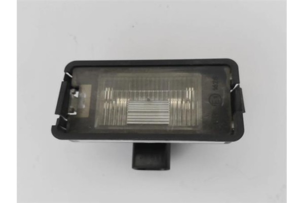 Recambio de piloto matricula para seat ibiza (6l1) 1.9 tdi referencia OEM IAM 5P0943021  