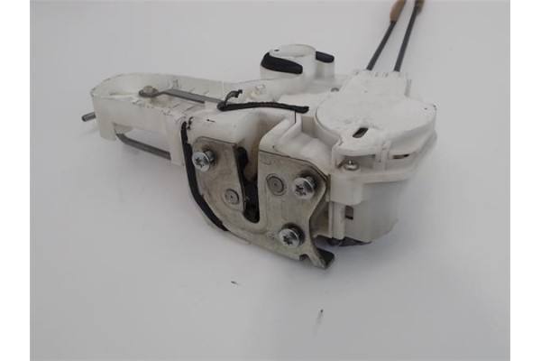 Recambio de cierre electromagnetico delantero izquierdo para mitsubishi asx (ga0w) 1.6 challenge 2wd referencia OEM IAM 5715A739