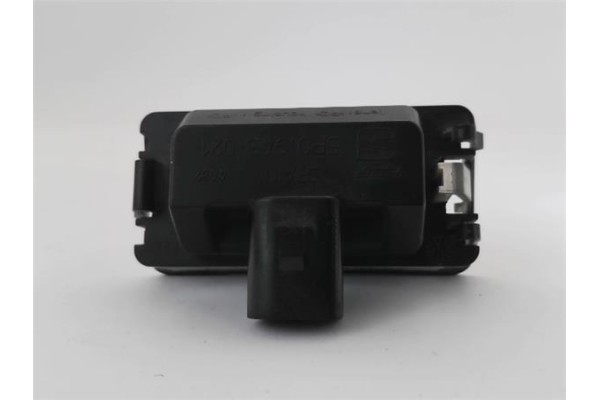 Recambio de piloto matricula para seat ibiza (6l1) 1.9 tdi referencia OEM IAM 5P0943021  