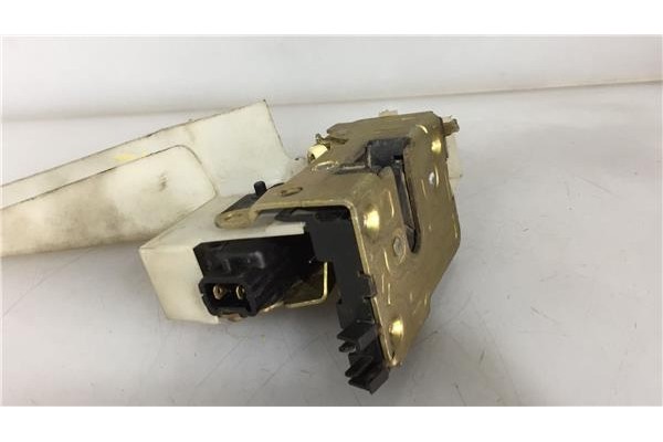 Recambio de cierre electromagnetico trasero derecho para renault megane i (ba0/1_) 1.6 i (ba0l) referencia OEM IAM   