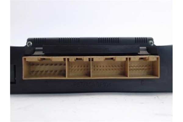 Recambio de mandos climatizador para audi a4 berlina (b5) referencia OEM IAM 8L0820043D 5HB007608-04 