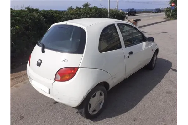 ford ka (ccq) del año 2001