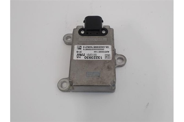 Recambio de centralita para opel vectra c berlina 1.9 cdti referencia OEM IAM 13223930 15113701 