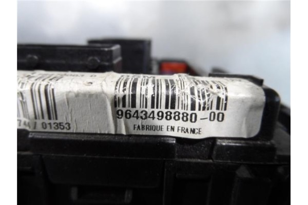 Recambio de centralita para citroen c3 1.4 i referencia OEM IAM S118470003D 9343498880 