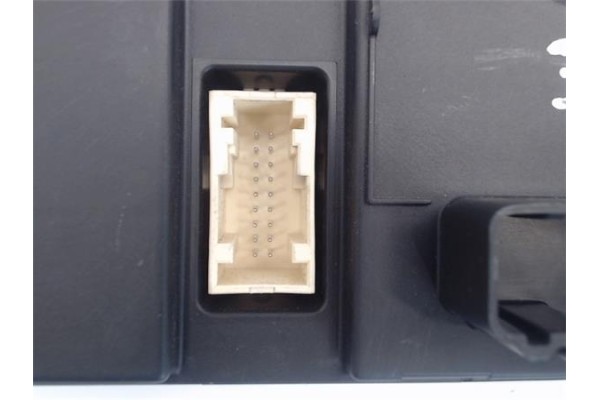 Recambio de mandos climatizador para renault scenic ii (jm) referencia OEM IAM 8200413906 69340061 