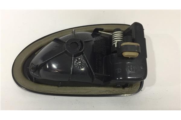 Recambio de manilla int. puerta delantero izquierda para renault clio ii fase ii (b/cb0) 1.5 authentique referencia OEM IAM 7700