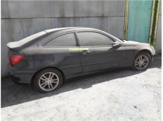 mercedes-benz clase c (bm 203) sportcoupe del año 2001