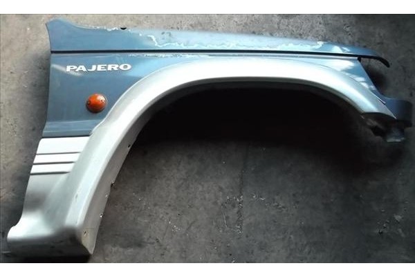 Recambio de aleta delantero derecha para mitsubishi pajero 2.8 td referencia OEM IAM   