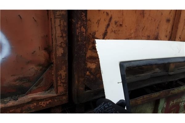 Recambio de puerta delantero derecha para nissan vanette cargo (hc23) referencia OEM IAM   