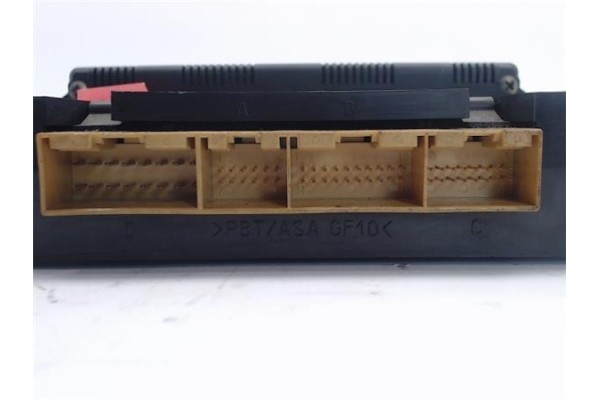 Recambio de mandos climatizador para audi a3 (8l) referencia OEM IAM 8L0820043D 5HB007608-04 