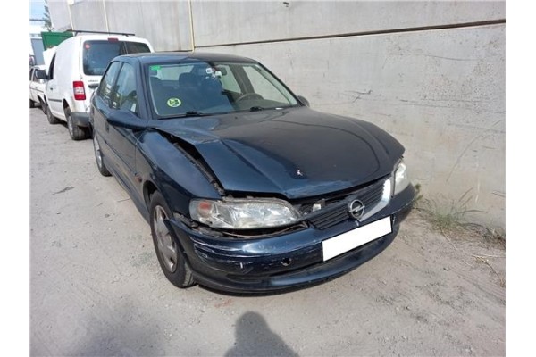 opel vectra b berlina (1995) del año 