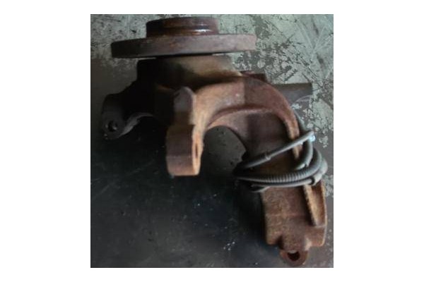 Recambio de mangueta delantero izquierda para citroen c3 1.4 hdi referencia OEM IAM   