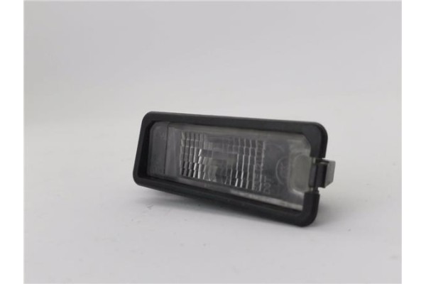 Recambio de piloto matricula para volkswagen polo v (6r1) 1.4 advance referencia OEM IAM 1K8943021  