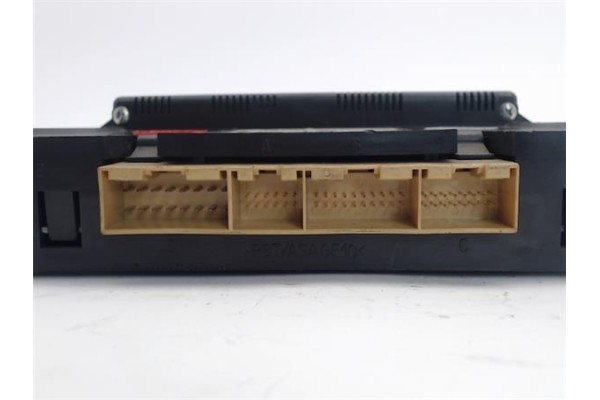 Recambio de mandos climatizador para audi a3 (8l) referencia OEM IAM (8L0820043D) (5HB007608-04) 