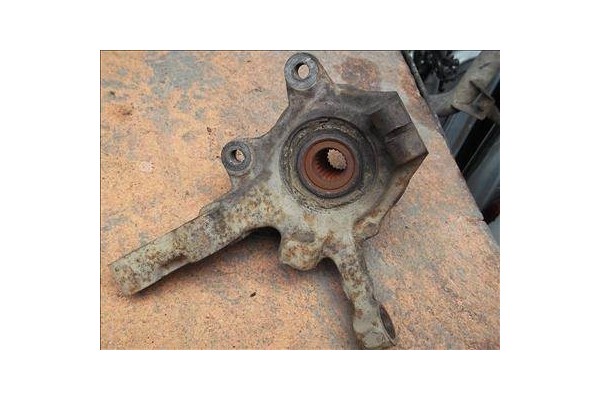 Recambio de mangueta delantero izquierda para renault kangoo i (f/kc0) d 55 1.9 (kc0d) referencia OEM IAM   