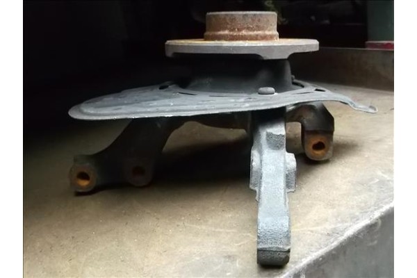 Recambio de mangueta delantero derecha para opel combo furgón/ranchera familiar 1.7 dti 16v referencia OEM IAM   