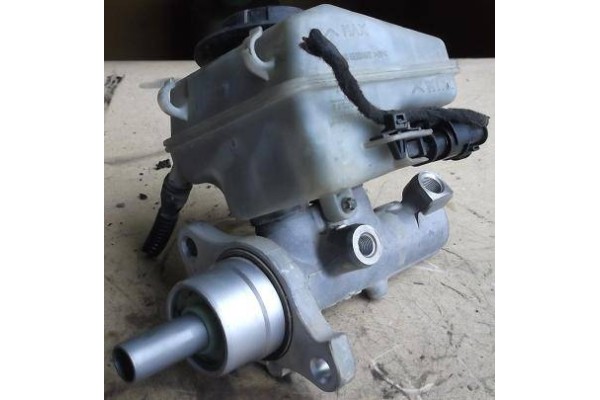 Recambio de bomba freno para opel astra h berlina (2004) 1.7 cdti referencia OEM IAM   