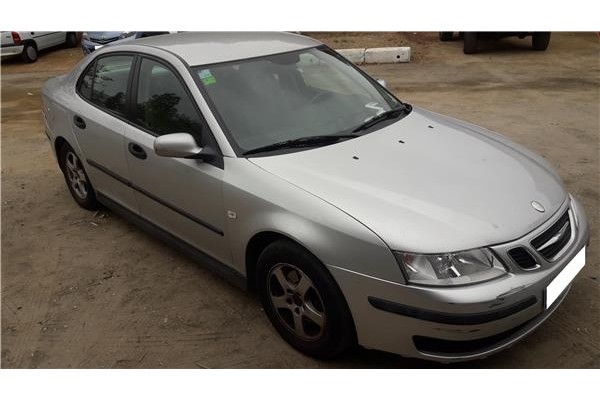 saab 9-3 berlina (1998) del año 
