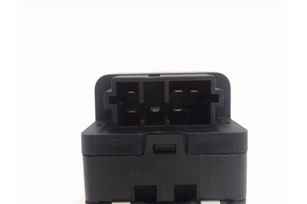 Recambio de mando elevalunas delantero izquierdo para peugeot 206 1.4 i referencia OEM IAM 6552WP V42730040 