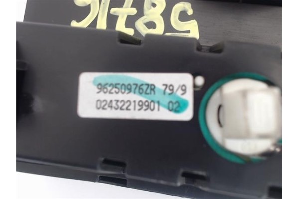 Recambio de reloj horario para peugeot 206 1.4 i referencia OEM IAM 96250976ZR 02432219901 