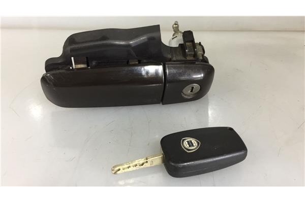 Recambio de maneta exterior delantero izquierda para lancia musa (184)(2004) 1.4 referencia OEM IAM   
