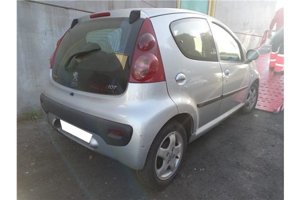peugeot 107 del año 2006