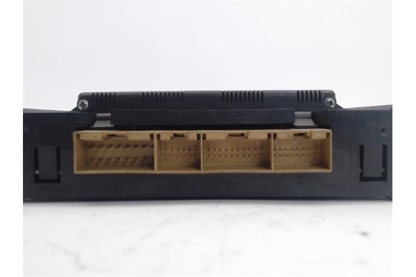 Recambio de mandos climatizador para audi a3 (8l) referencia OEM IAM 8L0820043D 5HB007608-04 