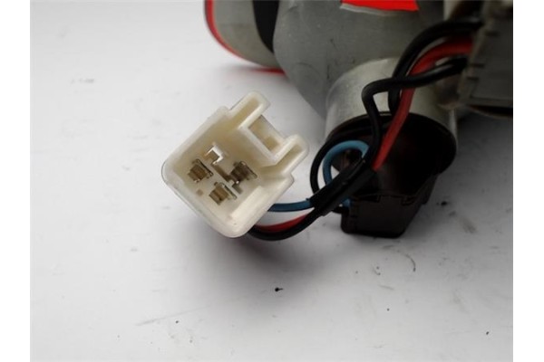 Recambio de piloto porton trasero izquierdo para mitsubishi carisma berlina 5 (da0) 1.8 16v gdi (da2a) referencia OEM IAM MR4854