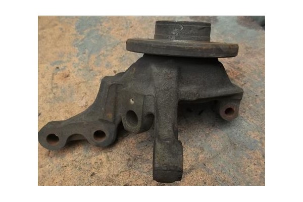 Recambio de mangueta delantero derecha para renault megane i (ba0/1_) 1.9 dt (b/sa0k, b/sa0y) referencia OEM IAM   