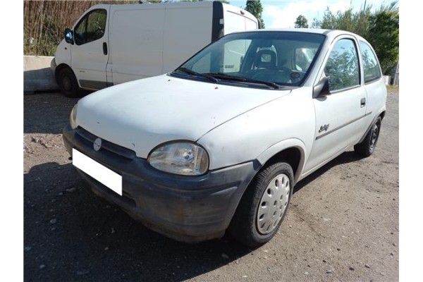 opel corsa b (1993) del año 