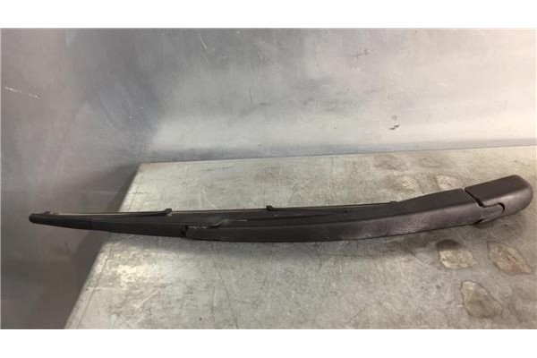 Recambio de brazo limpiaparabrisas trasero para citroen c3 (2002) 1.4 hdi referencia OEM IAM 9636279777 80007847 