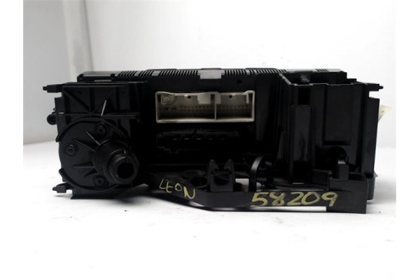 Recambio de mandos calefaccion / a.a. para seat leon (1p1) 1.9 tdi referencia OEM IAM 5HB00932126 1T2820045B 