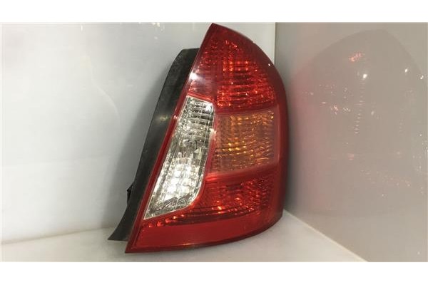 Recambio de piloto trasero derecho para hyundai accent iii (mc) 1.4 gl referencia OEM IAM   