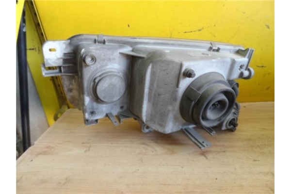Recambio de faro delantero dcho para nissan serena (c23m)(1992) 2.3 d referencia OEM IAM   