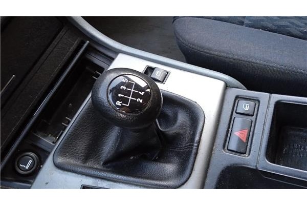 bmw serie 3 berlina (e46) del año 2000