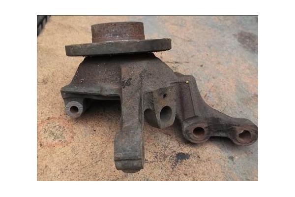 Recambio de mangueta delantero izquierda para renault kangoo i (f/kc0) d 55 1.9 (kc0d) referencia OEM IAM   