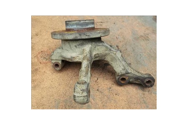 Recambio de mangueta delantero izquierda para renault clio i fase i / ii (b/c57) 1.4 (b/c57t, b/c57y) referencia OEM IAM   