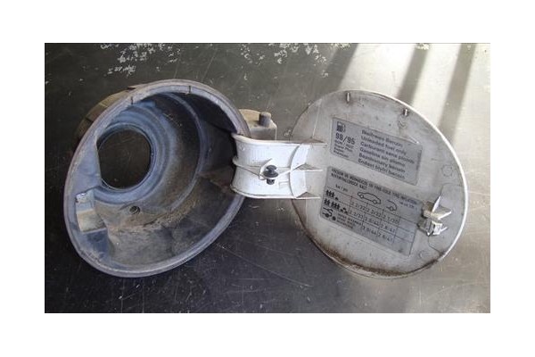 Recambio de tapa exterior combustible para seat toledo (1m2)(03.1999 ) 1.6 referencia OEM IAM   