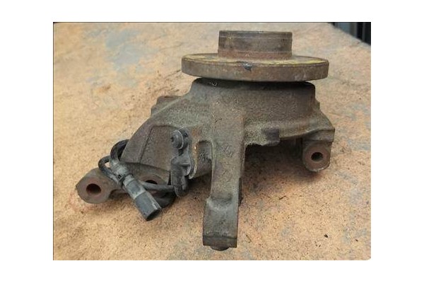 Recambio de mangueta delantero derecha para renault megane i (ba0/1_) 1.9 tdi referencia OEM IAM   