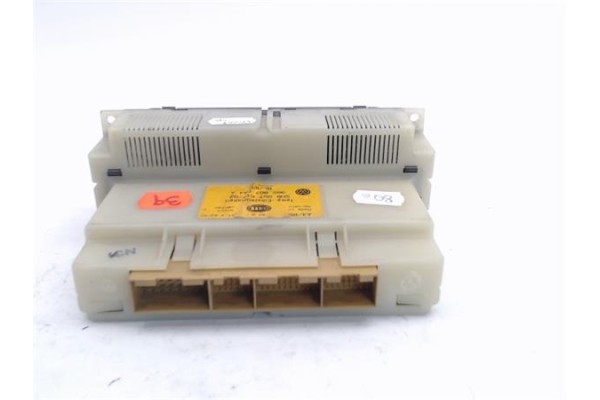 Recambio de mandos climatizador para volkswagen passat berlina (3b2) referencia OEM IAM 3B2907044A 5HB007617-03 