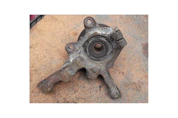 Recambio de mangueta delantero izquierda para renault megane i (ba0/1_) 1.6 i (ba0l) referencia OEM IAM   