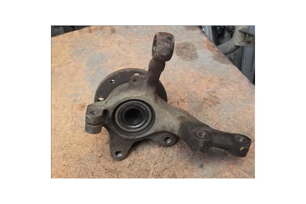 Recambio de mangueta delantero izquierda para renault clio i fase i / ii (b/c57) 1.7 (b/c574) referencia OEM IAM   