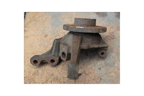 Recambio de mangueta delantero derecha para renault kangoo i (f/kc0) d 55 1.9 (kc0d) referencia OEM IAM   