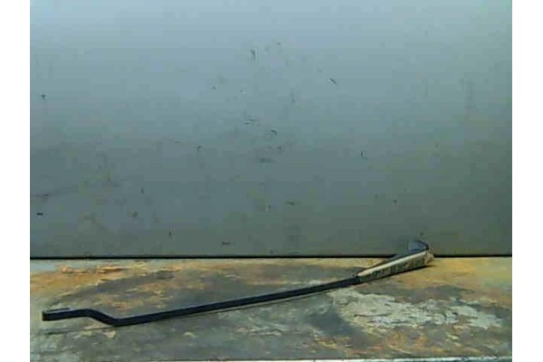 Recambio de brazo limpiaparabrisas delantero para opel corsa b (1993) 1.2 i 16v referencia OEM IAM   