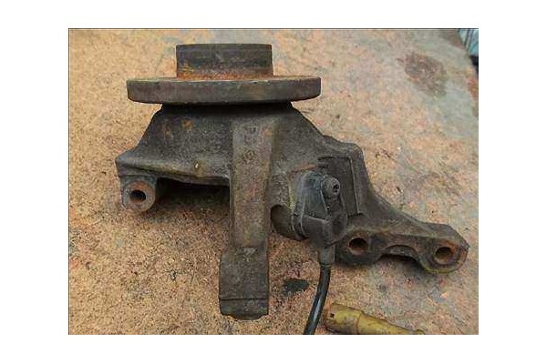 Recambio de mangueta delantero izquierda para renault clio ii fase i (b/cb0) 1.5 dci (b/cb03) referencia OEM IAM   