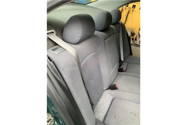 Recambio de asientos traseros para seat toledo (1m2) 1.6 referencia OEM IAM 1J0885501AR 1J0885502AQ 