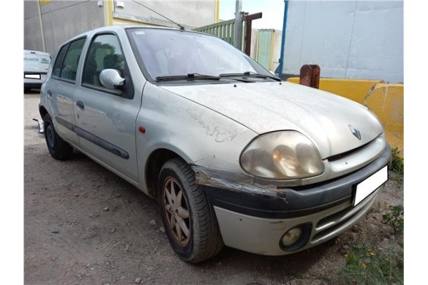 renault clio ii fase i (b/cbo)(1998) del año 