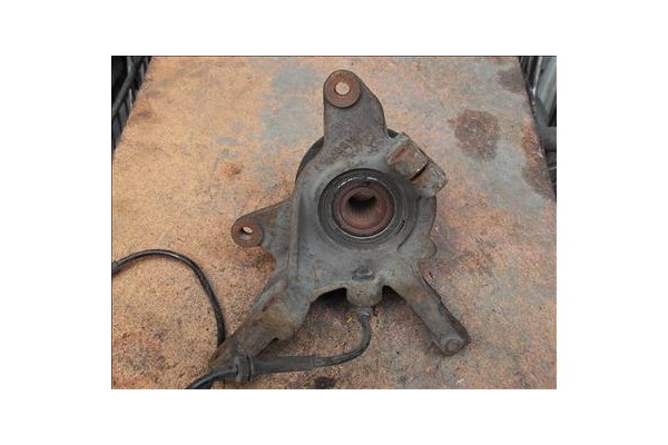 Recambio de mangueta delantero izquierda para renault scenic i (ja...) 1.9 dti (ja0n) referencia OEM IAM   